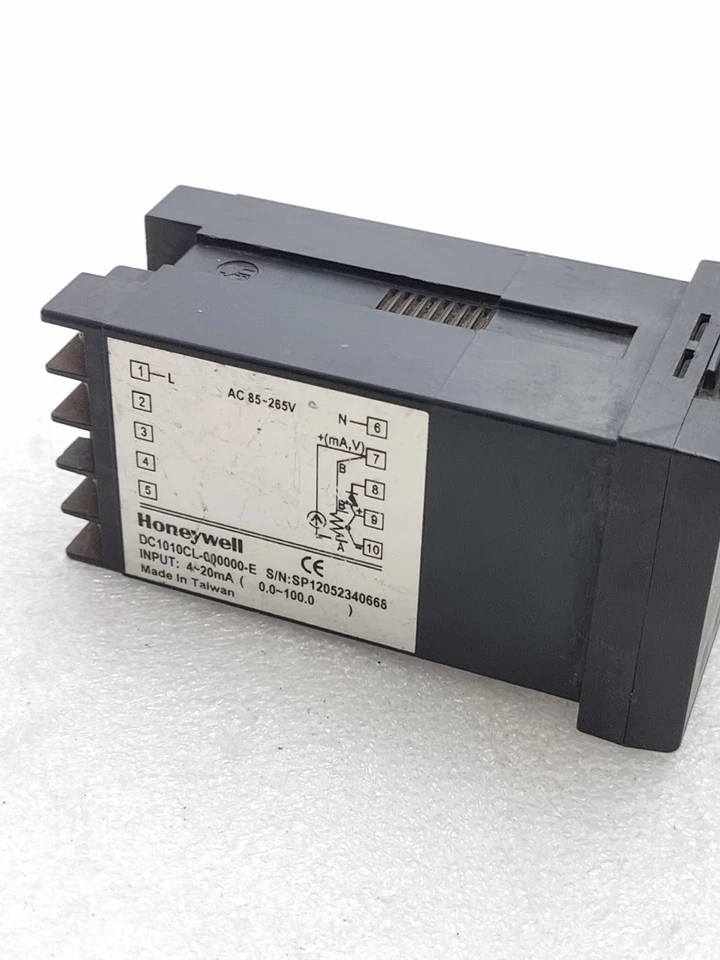 Honeywell DC1010CL-000000-E Digital Temperature Controller PID Ac 85-265V